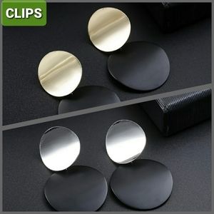 CLIPZ ▪︎ ROUND DISC STATEMENT EARRINGZ